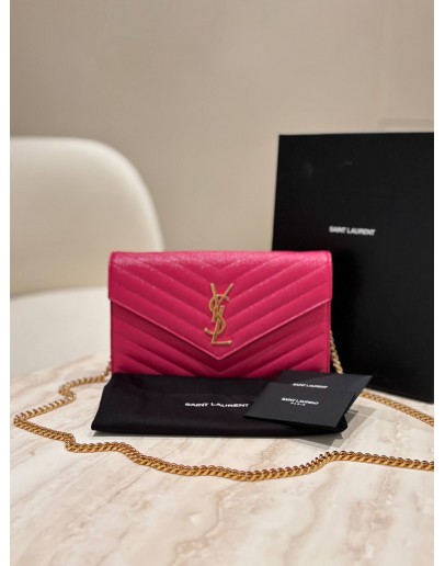 YSL YVES SAINT LAURENT GRAIN DE POUDRE MATELASSÉ CHEVRON MONOGRAM ENVELOPE WALLET ON CHAIN (WOC)