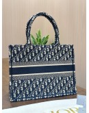 CHRISTIAN DIOR MEDIUM BOOK TOTE BAG IN DIOR OBLIQUE EMBROIDERED JACQUARD CANVAS 