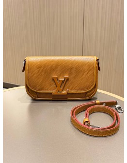 LOUIS VUITTON BUCI CROSSBODY BAG IN GOLD HONEY EPI LEATHER