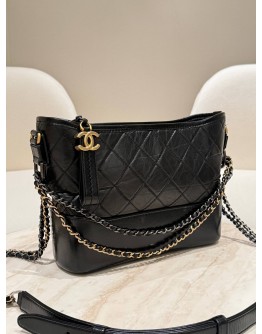  CHANEL LARGE CHEVRON GABRIELLE BLACK HOBO BAG