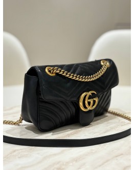 GUCCI GG MARMONT SMALL MATELASSÉ SHOULDER BAG IN BLACK