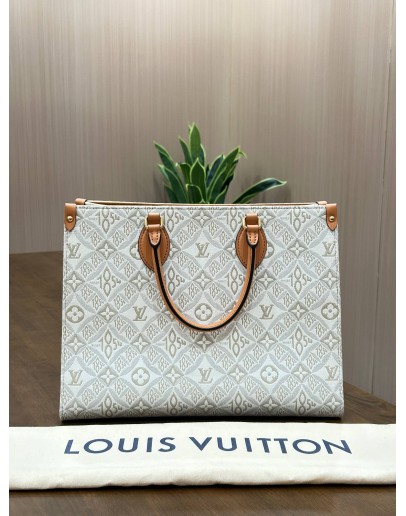 LOUIS VUITTON MM ONTHEGO TOTE BAG IN PALE ECRU " SINCE 1854 " JACQUARD CANVAS 