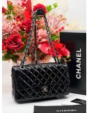 CHANEL CLASSIC MEDIUM DOUBLE FLAP BAG 