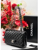 CHANEL CLASSIC MEDIUM DOUBLE FLAP BAG 