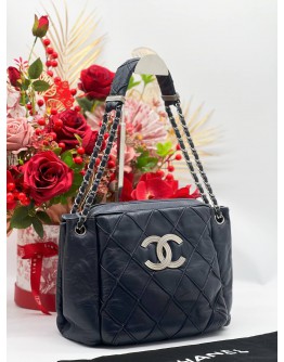 CHANEL QUILTED LEATHER CC CHAIN SHOULDER BAG