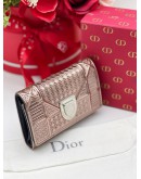 CHRISTIAN DIOR DIORAMA METALLIC PATENT LEATHER TRI-FOLD WALLET