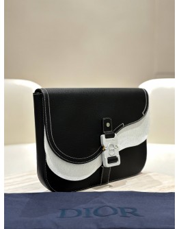 CHRISTIAN DIOR BLACK GRAINED CALFSKIN CLUTCH WITH CD BUCKLE