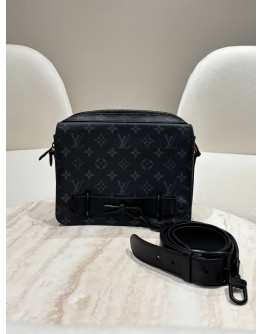 LOUIS VUITTON STEAMER MESSENGER BAG IN MONOGRAM ECLIPSE 
