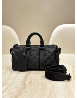LOUIS VUITTON KEEPALL BANDOULIÈRE 25 IN BLACK MONOGRAM TAURILLON LEATHER