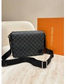 LOUIS VUITTON DISTRICT PM MESSENGER CANVAS