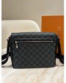 LOUIS VUITTON DISTRICT PM MESSENGER CANVAS