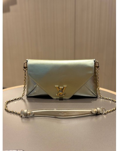 LOUIS VUITTON GOLD LOVE NOTE BAG