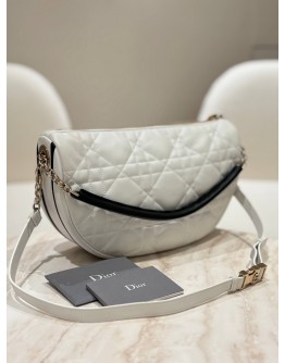  CHRISTIAN DIOR MEDIUM CANNAGE VIBE HOBO BAG