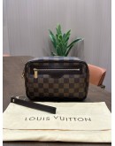 LOUIS VUITTON POCHETTE MACAO CLUTCH IN DAMIER EBENE CANVAS 