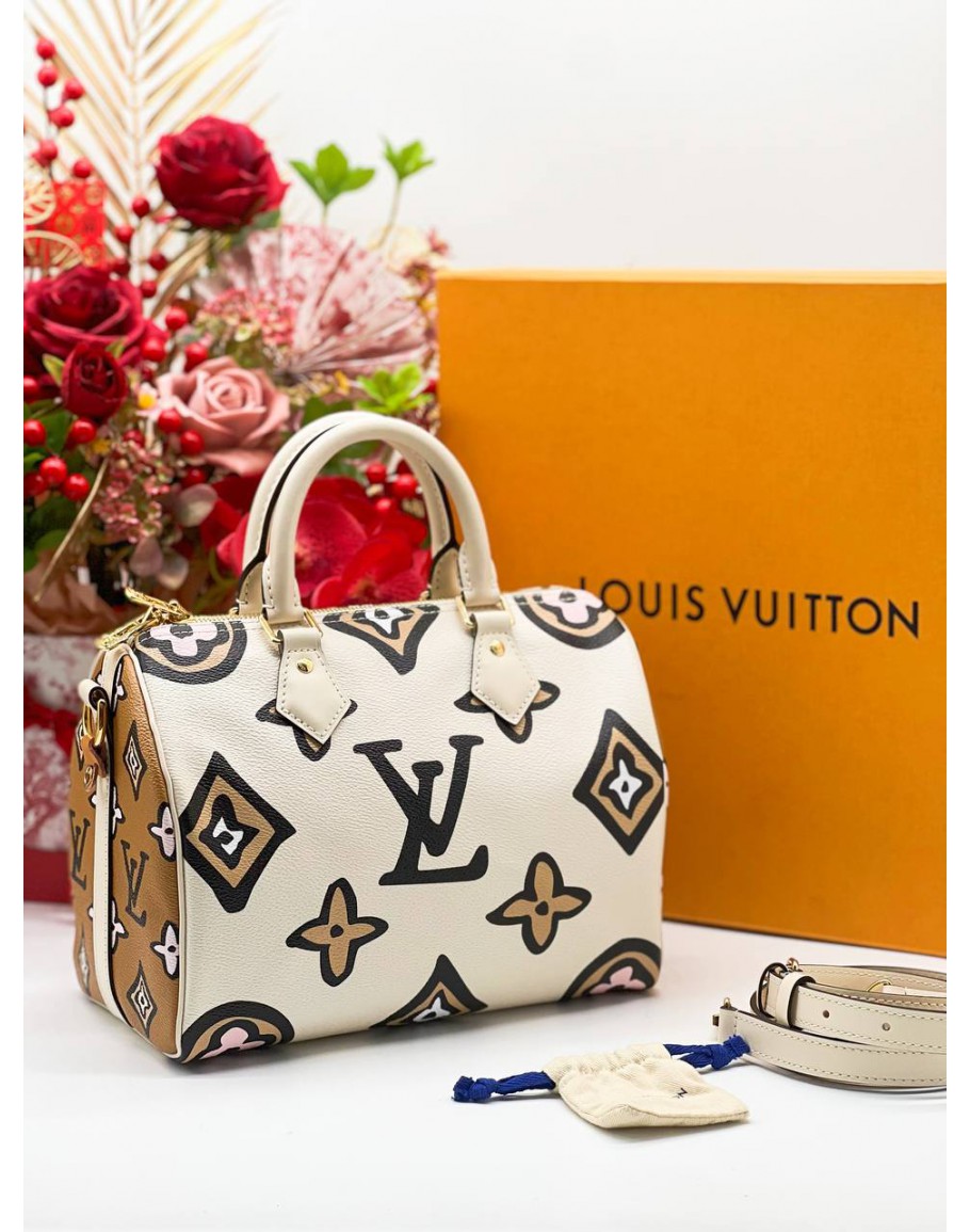 Louis Vuitton Monogram Wild at Heart Speedy Bandouliere 25