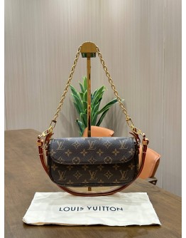 LOUIS VUITTON IVY WOC IN MONOGRAM CANVAS 