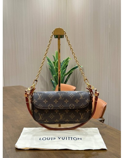 LOUIS VUITTON IVY WOC IN MONOGRAM CANVAS 
