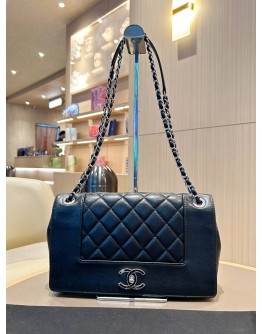 CHANEL MADEMOISELLE SEASONAL SHOULDER BAG IN BLACK QUILTED CALFSKIN LEATHER WITH SILVER HARDWARE
