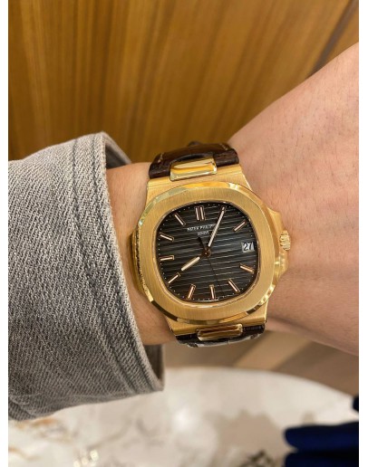 PATEK PHILIPPE NAUTILUS 18K ROSE GOLD WATCH