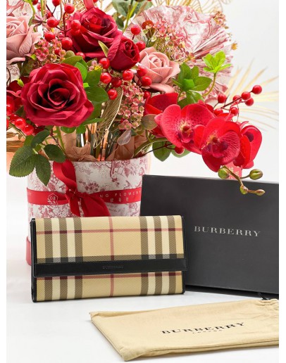 BURBERRY CHECK NOVA CONTINENTAL LONG WALLET