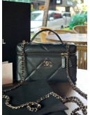 CHANEL VANITY CASE IN BLACK CAVIAR LEATHER