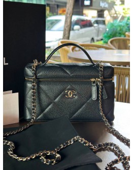 CHANEL VANITY CASE IN BLACK CAVIAR LEATHER