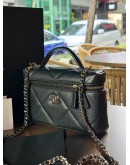 CHANEL VANITY CASE IN BLACK CAVIAR LEATHER