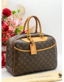 LOUIS VUITTON DEAUVILLE MONOGRAM CANVAS BAG 