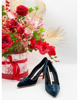 MANOLO BLAHNIK HEELS 