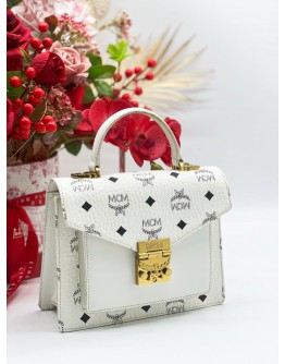 PATRICIA SATCHEL IN STUDDED OUTLINE VISETOS IN WHITE 