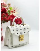 PATRICIA SATCHEL IN STUDDED OUTLINE VISETOS IN WHITE 