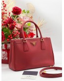 PRADA GALLERIA SAFFIANO VERNIC LEATHER BAG IN RED