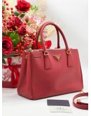 PRADA GALLERIA SAFFIANO VERNIC LEATHER BAG IN RED