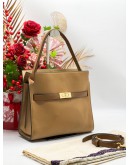 TORY BURCH LEE RADIZWELL TOTE BAG IN GOLDEN SMOKE BROWN 