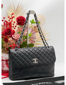 CHANEL BLACK QUILTED CALFSKIN LEATHER IN THE BUSINESS FLAP SHW 