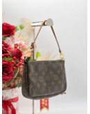 LOUIS VUITTON MONOGRAM CANVAS POCHETTE ACCESSORIES CLUTCH BAG