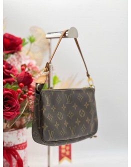 LOUIS VUITTON MONOGRAM CANVAS POCHETTE ACCESSORIES CLUTCH BAG