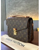 LOUIS VUITTON POCHETTE METIS MONOGRAM CANVAS BAG