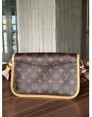 LOUIS VUITTON DIANE IN MONOGRAM CANVAS & LEATHER WITH FUCHSIA REMOVABLE STRAP