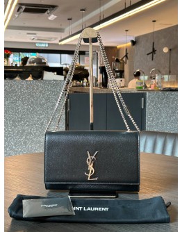 YSL YVES SAINT LAURENT MEDIUM KATE IN BLACK GRAINED POUDRE LEATHER WITH SILVER HARDWARE