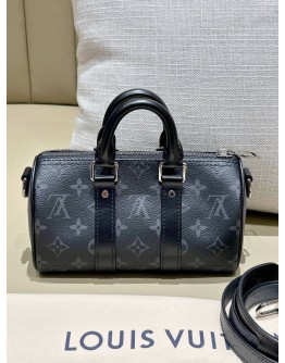 LOUIS VUITTON KEEPALL BANDOULIER IN MONOGRAM ECLIPSE CANVAS  