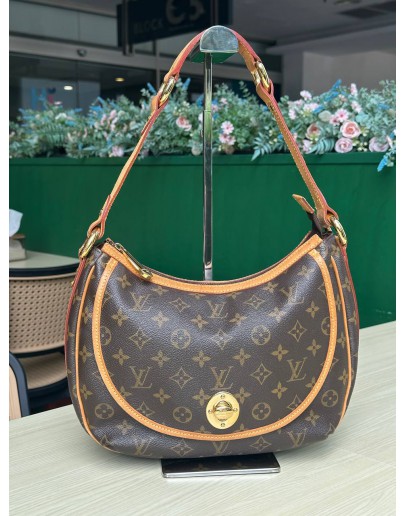 LOUIS VUITTON PM TULUM IN MONOGRAM CANVAS SHOULDER HANDBAG