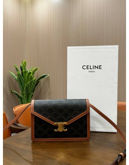 CELINE TRIOMPHE ENVELOPE CROSSBODY BAG