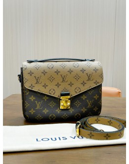 LOUIS VUITTON POCHETTE METIS REVERSE MONOGRAM CANVAS CROSSBODY BAG