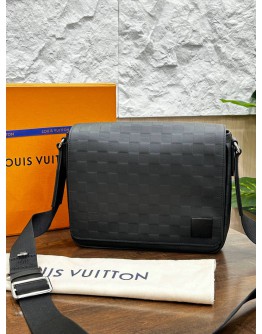 LOUIS VUITTON PM DISTRICT 
