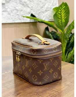 LOUIS VUITTON VANITY IN MONOGRAM CANVAS & GOLD HARDWARE