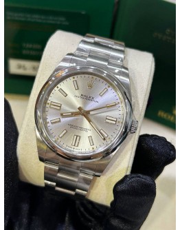 ROLEX OYSTER PERPETUAL 41 REF 124300 WHITE DIAL 41MM AUTOMATIC WATCH