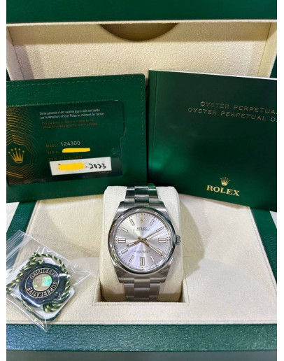 ROLEX OYSTER PERPETUAL 41 REF 124300 WHITE DIAL 41MM AUTOMATIC WATCH