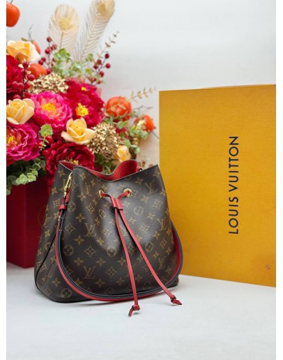 2018 LOUIS VUITTON NEONOE MM SHOULDER BAG IN BROWN MONOGRAM CANVAS & RED CALFSKIN LEATHER 
