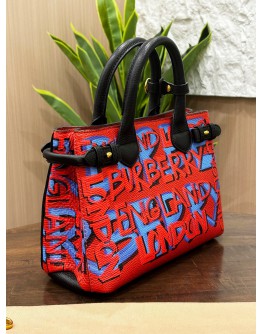 BURBERRY SMALL BANNER TOTE BAG IN MULTICOLOUR GRAFFITI FONT PRINTS 